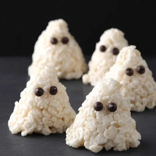 Rice Krispie Treat Ghosts