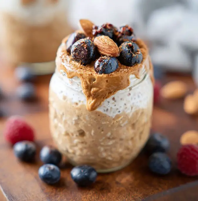 Almond Butter Overnight Oats