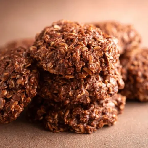Delicious healthy no bake cookies made with natural ingredients