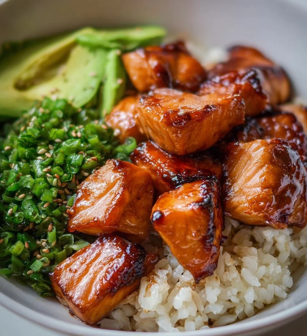 Salmon teriyaki bowl with glazed salmon and fresh vegetables